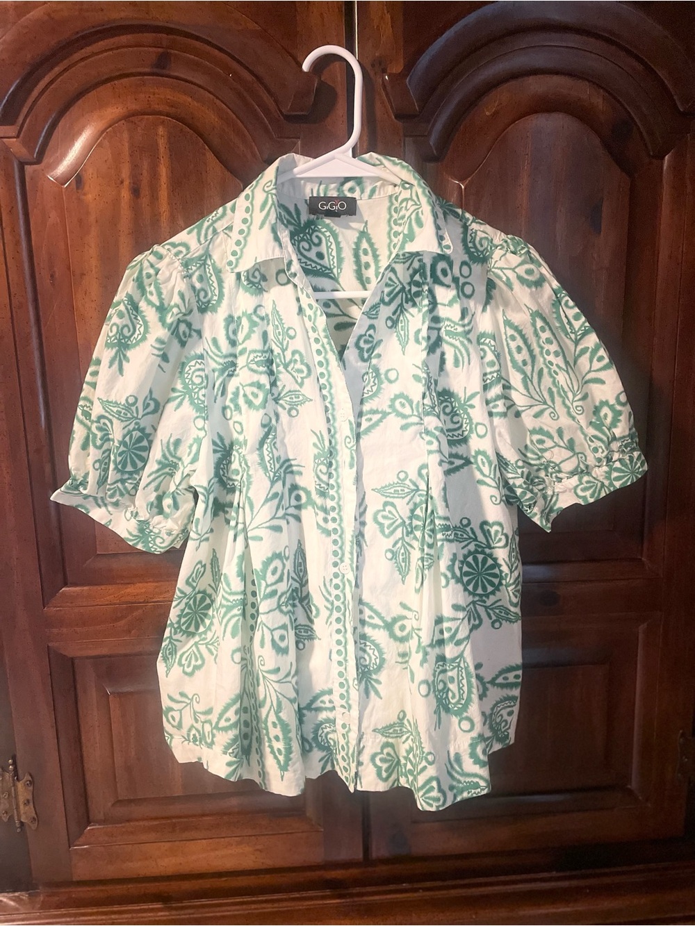 Gigio Green Floral Button-Front Puff Sleeve Top
